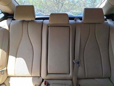 Certified 2025 Acura TLX w/ Technology Package image 21