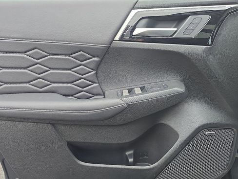 New 2026 Mitsubishi Outlander SEL AWD/4WD image 12