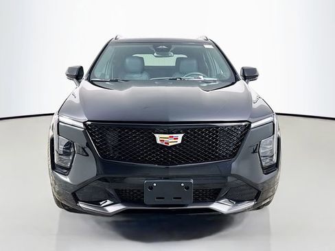 Used 2024 Cadillac XT4 Sport AWD/4WD image 2