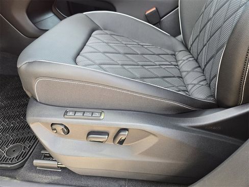 New 2026 Volkswagen Atlas SEL Premium R-Line image 19