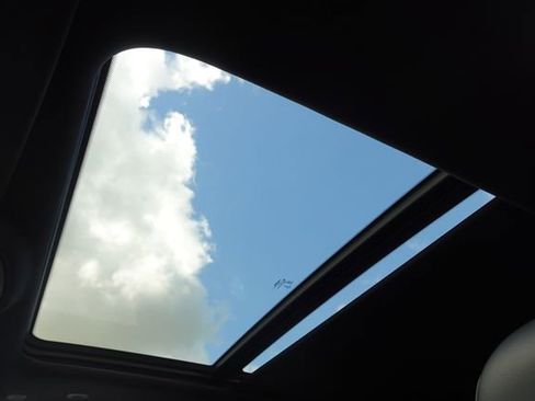 Used 2021 RAM 1500 TRX w/ TRX Lanuch Edition image 30