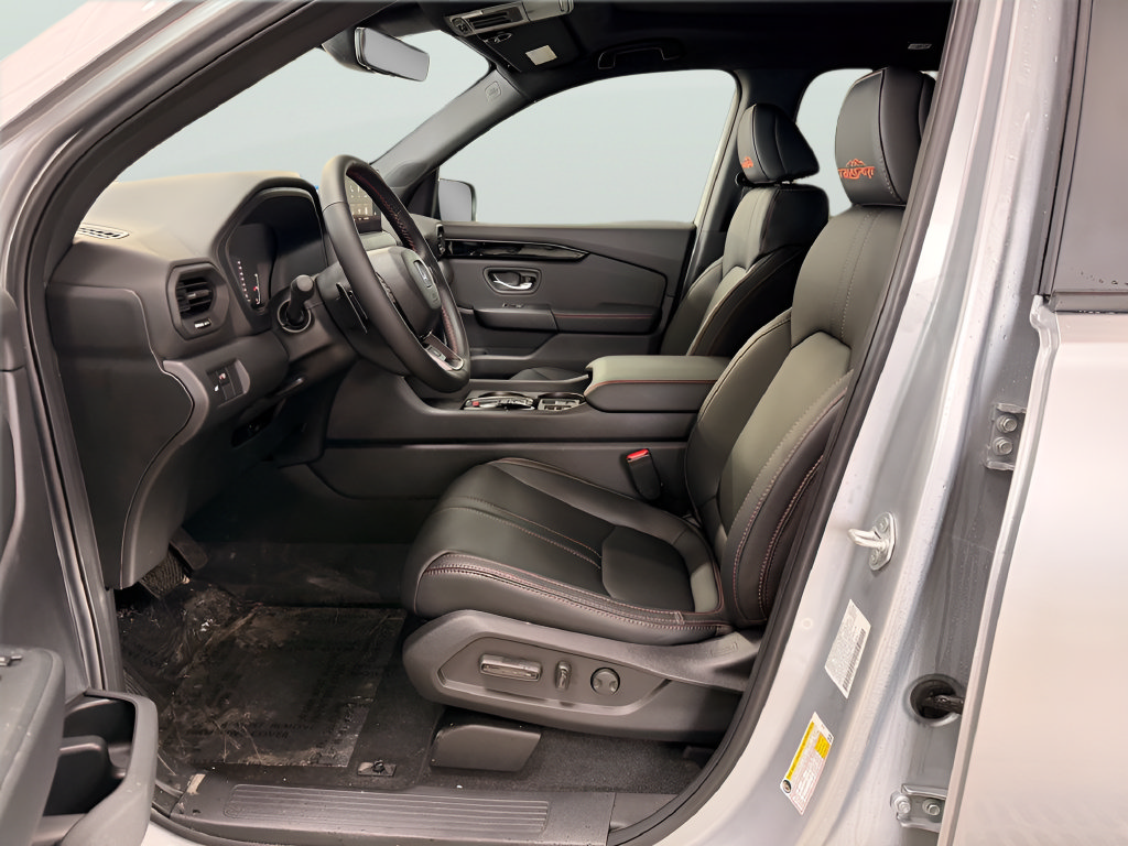 New 2026 Honda Pilot TrailSport image 12