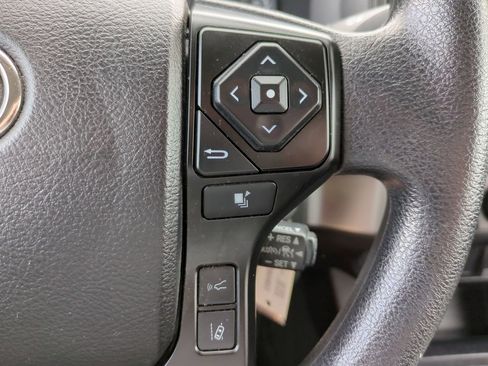 Used 2022 Toyota Tacoma SR image 25