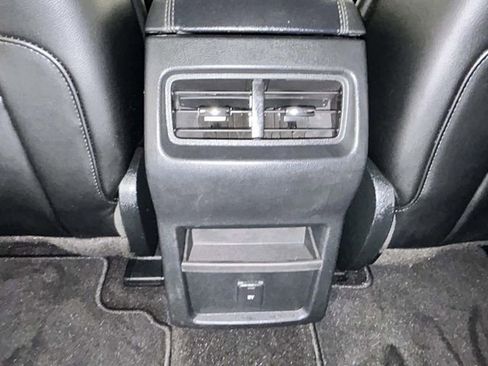 Used 2020 Ford Edge SEL FWD image 10