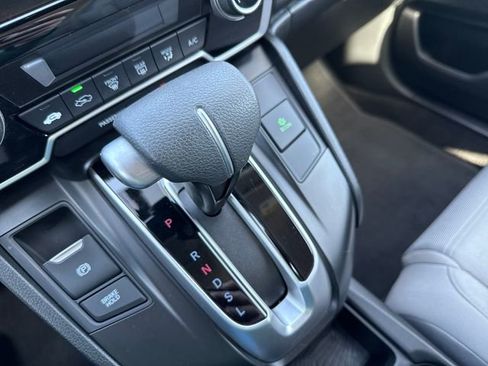 Used 2018 Honda CR-V LX image 29