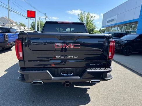 Used 2025 GMC Sierra 1500 Denali w/ Denali Reserve Package AWD/4WD image 7