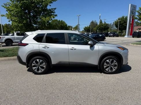 Certified 2023 Nissan Rogue SV w/ SV Premium B Package AWD/4WD image 4
