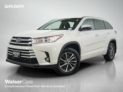 Used 2017 Toyota Highlander XLE w/ Protection Package #3