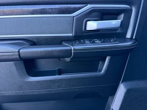 Used 2022 RAM 3500 Big Horn w/ Level A Equipment Group image 12