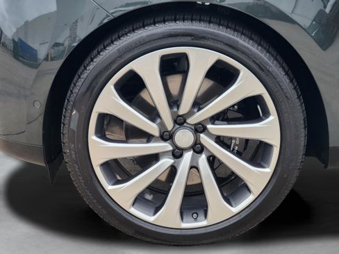 Certified 2025 Land Rover Range Rover SE AWD/4WD image 33