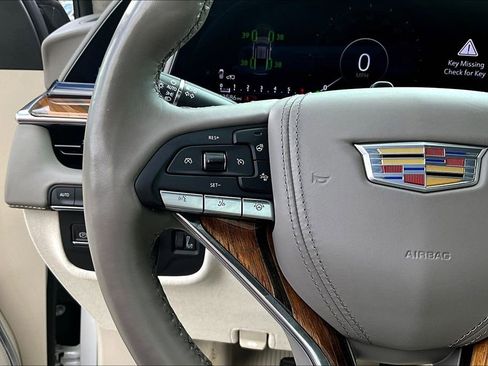 Used 2023 Cadillac Escalade Sport Platinum w/ Heavy-Duty Trailer Package AWD/4WD image 11