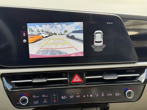 Used 2023 Kia Niro Wind FWD image 23