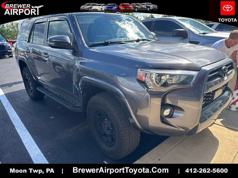 Used 2023 Toyota 4Runner SR5 Premium w/ Moonroof Package AWD/4WD image 1