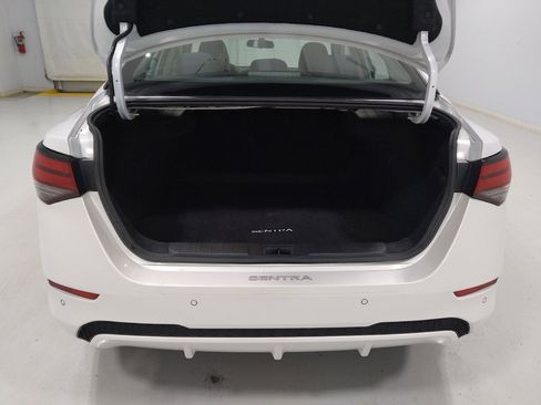 Used 2020 Nissan Sentra SV image 29