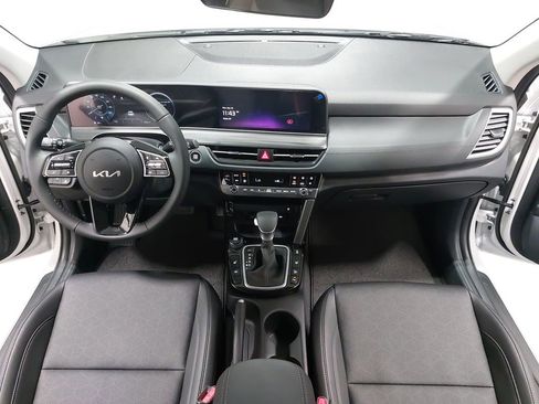 New 2026 Kia Seltos EX image 9