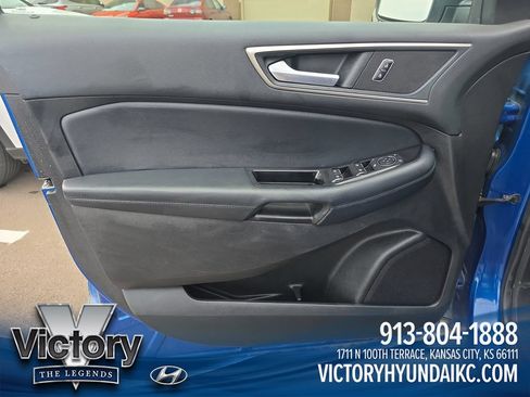 Used 2018 Ford Edge SEL w/ Equipment Group 201A AWD/4WD image 10