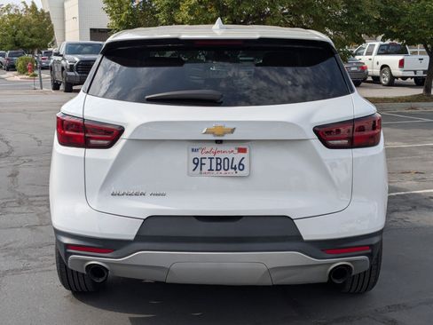 Used 2023 Chevrolet Blazer LT image 5