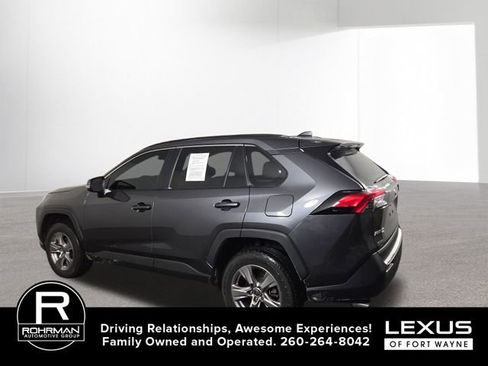 Used 2023 Toyota RAV4 XLE w/ Convenience Package image 10