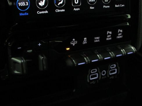 Used 2020 RAM 1500 Limited AWD/4WD image 31