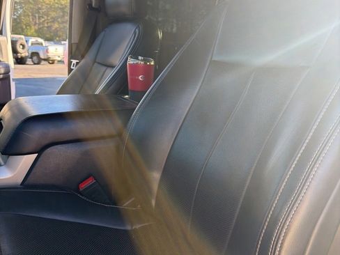 Used 2020 Ford F350 Lariat w/ Lariat Ultimate Package image 6