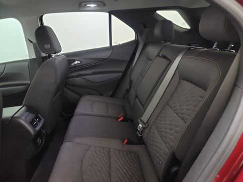 Used 2021 Chevrolet Equinox LT FWD image 13