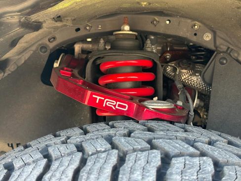 Used 2022 Toyota Tacoma TRD Pro AWD/4WD image 33