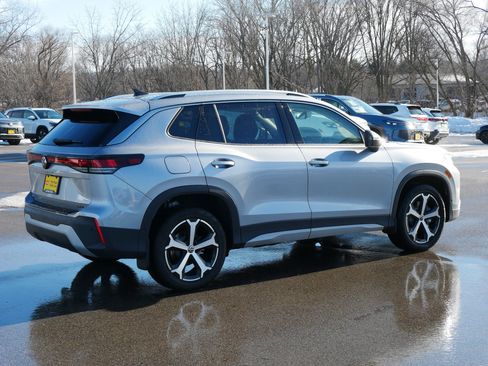 New 2026 Volkswagen Tiguan SE image 2