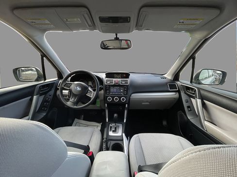 Used 2016 Subaru Forester 2.5i w/ Alloy Wheel Package image 9