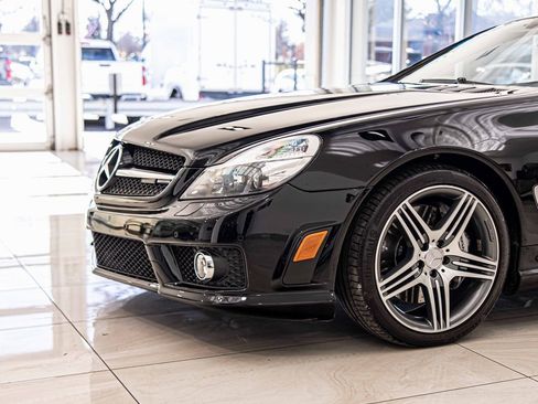 Used 2011 Mercedes-Benz SL 63 AMG SL 63 AMG w/ Premium I Pkg image 4