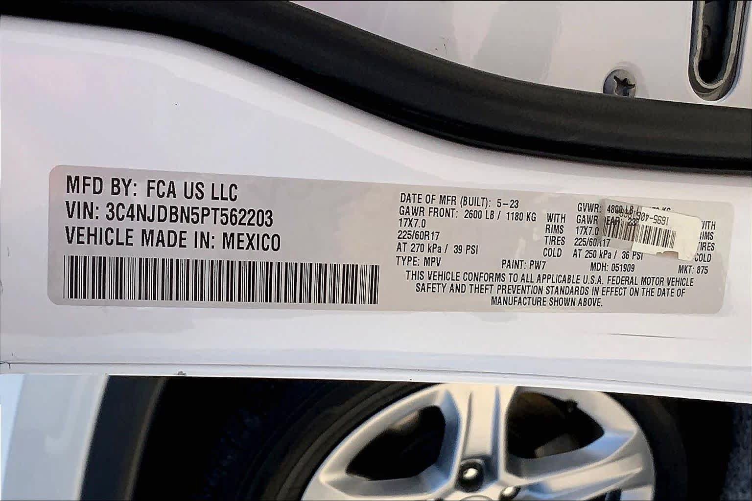Used 2023 Jeep Compass Latitude AWD/4WD image 34