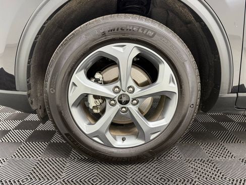 Used 2025 Ford Escape ST-Line AWD/4WD image 13