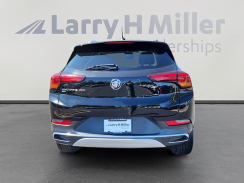 Used 2021 Buick Encore GX Essence image 4