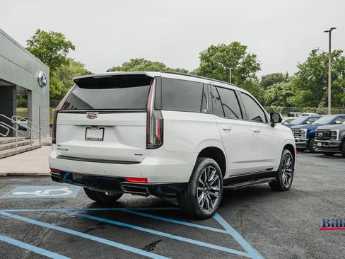 Used 2023 Cadillac Escalade Sport AWD/4WD image 7
