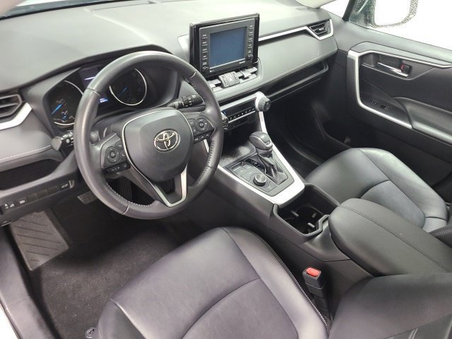 Certified 2022 Toyota RAV4 XLE Premium AWD/4WD image 23