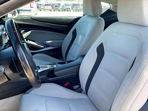 Used 2023 Chevrolet Camaro LT image 16