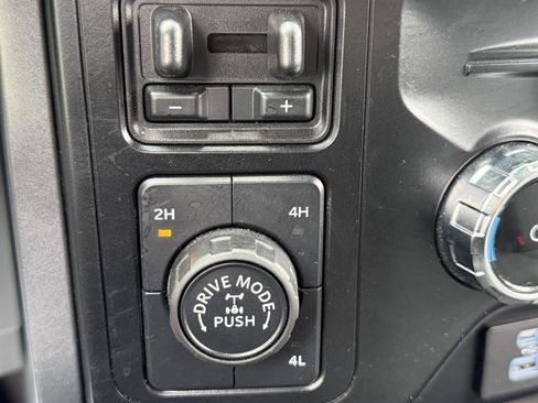 Used 2024 Ford F150 XLT w/ Tow/Haul Package image 23