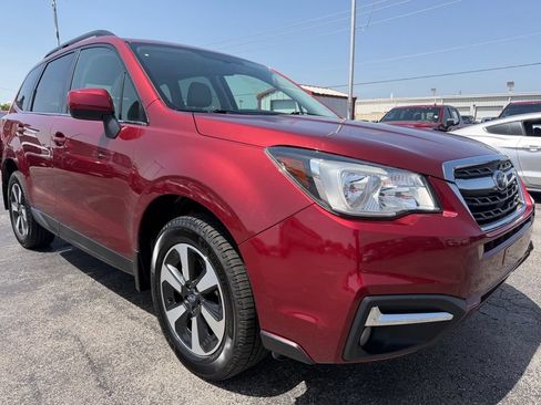 Used 2017 Subaru Forester 2.5i Limited w/ Popular Package #2 AWD/4WD image 3