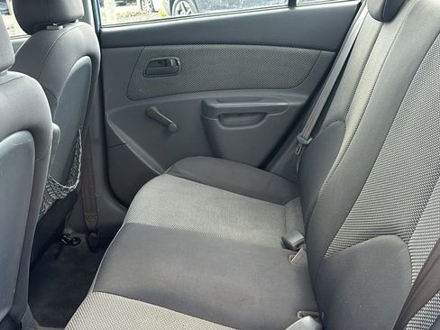 Used 2009 Kia Rio LX image 27