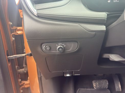 Used 2024 Buick Encore GX Sport Touring w/ Comfort Package AWD/4WD image 8