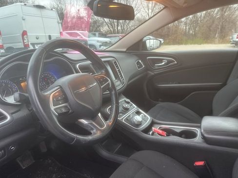 Used 2015 Chrysler 200 Limited w/ Spring Special Group image 17