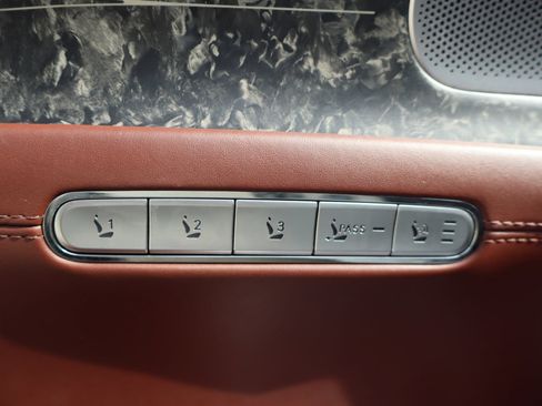 Used 2023 Genesis G90 3.5T AWD/4WD image 14