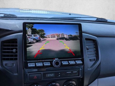 Used 2014 Toyota Tacoma 2WD Regular Cab image 14