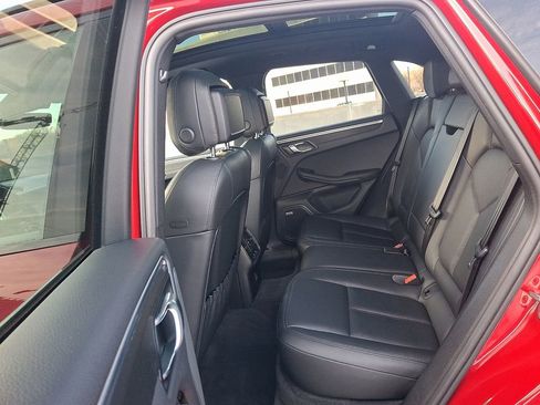 Used 2021 Porsche Macan GTS image 12