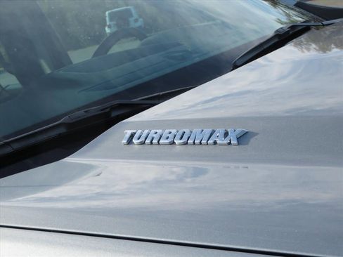 New 2026 Chevrolet Silverado 1500 W/T image 8