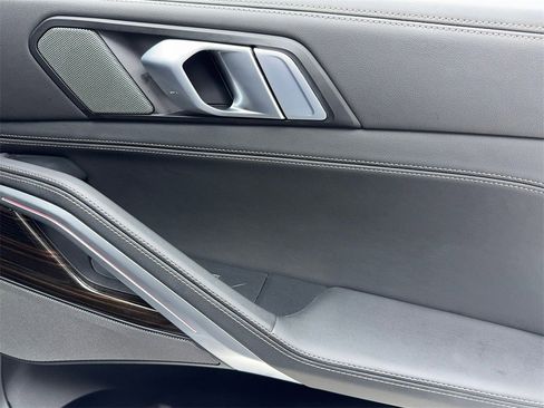 Used 2025 BMW X6 xDrive40i image 52