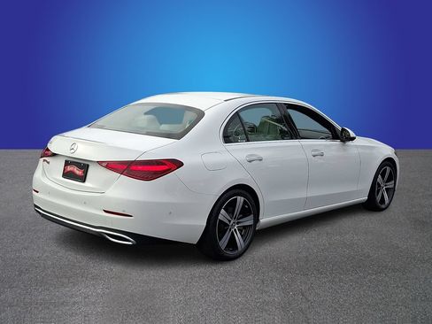 Used 2025 Mercedes-Benz C 300 Sedan image 4