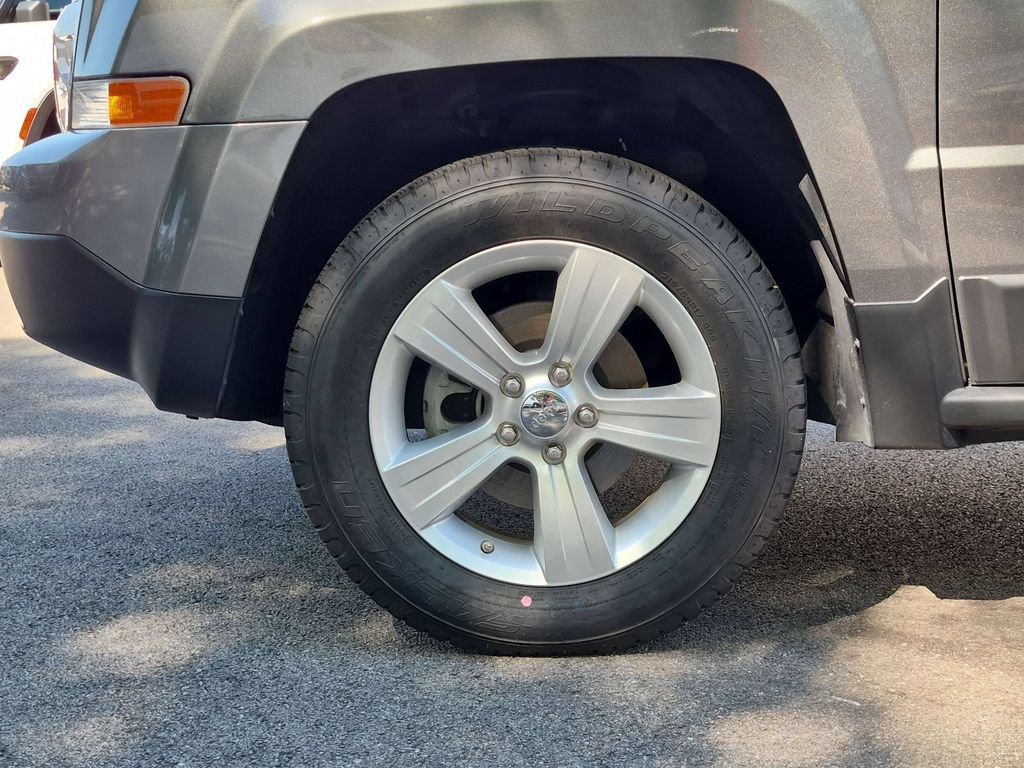 Used 2012 Jeep Patriot Sport w/ PWR Value Group AWD/4WD image 9