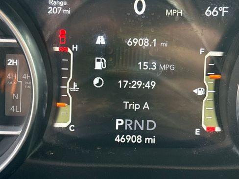 Used 2021 Jeep Gladiator Mojave image 16