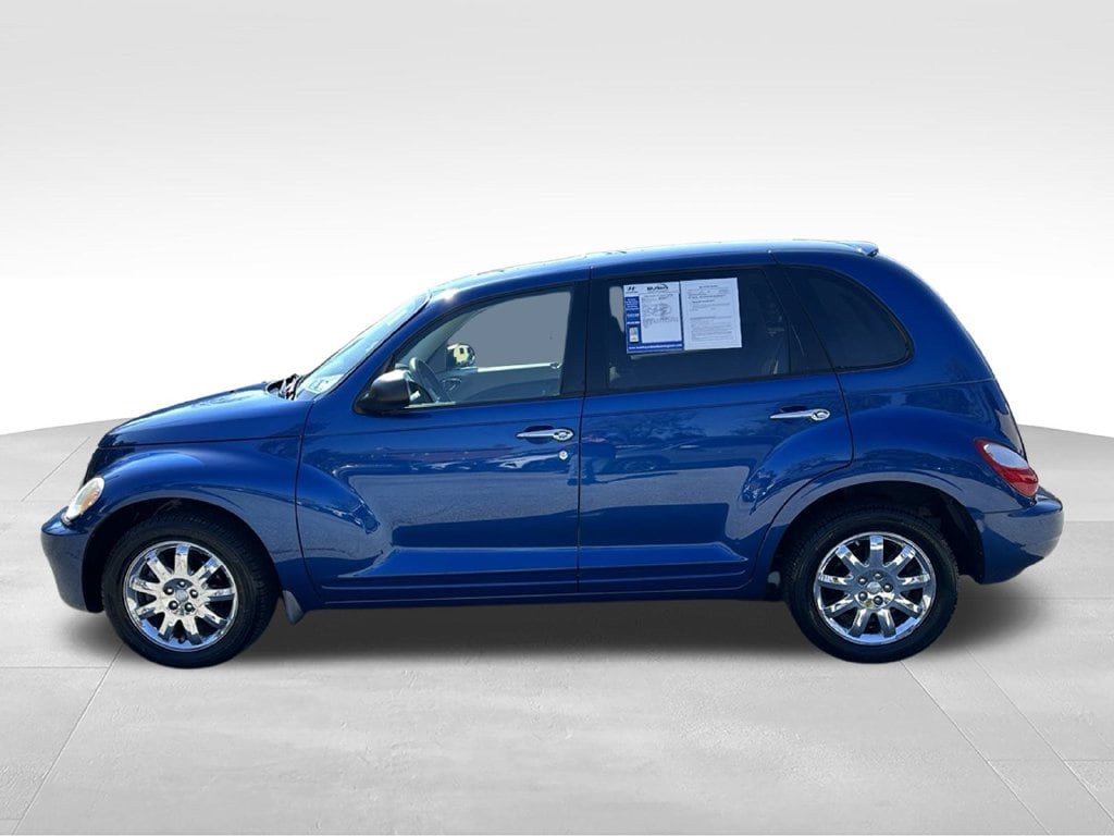 Used 2008 Chrysler PT Cruiser Touring FWD image 4