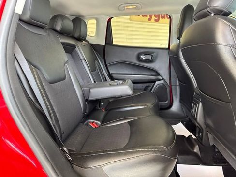 Used 2020 Jeep Compass Latitude AWD/4WD image 5